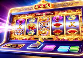 Filipino player browsing the apk 777 Slots lobby on a mobile phone
